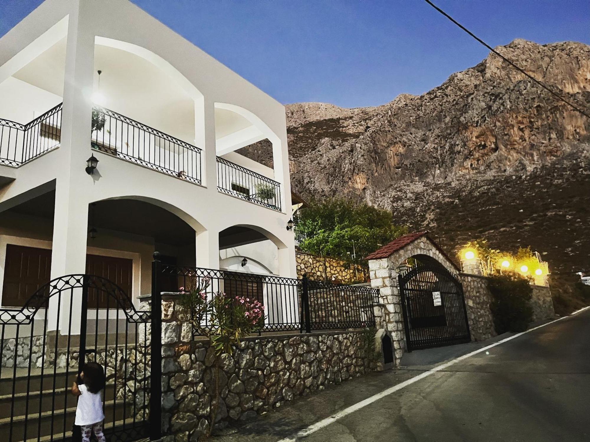 Villa-Skalia / Kalymnos House Exteriér fotografie